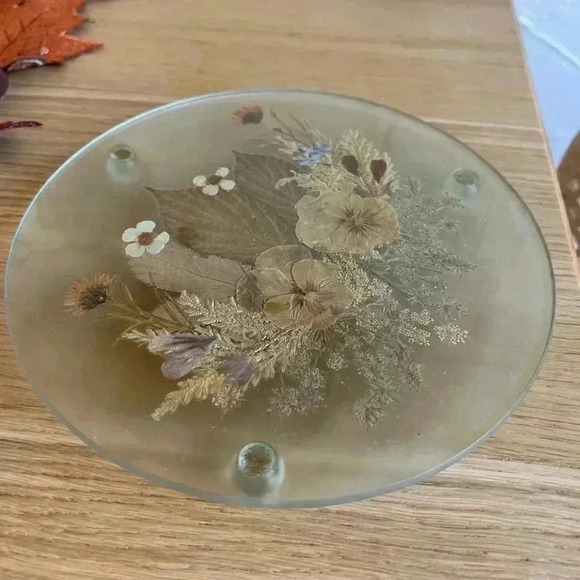 Vintage Glass Trivet with Pressed Dried Flowers 8" Wide Boho Style - Picture 3 of 7